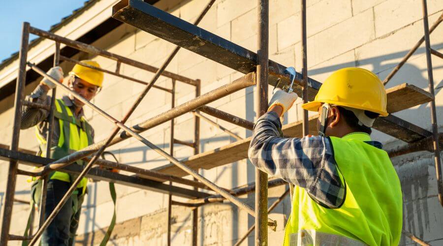 Fascia Repair in Danforth, IL